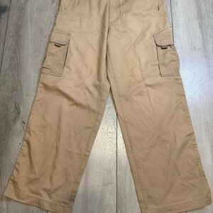 Gotcha tan cargo pants women's  Size 16  inseam‎ of27 inches